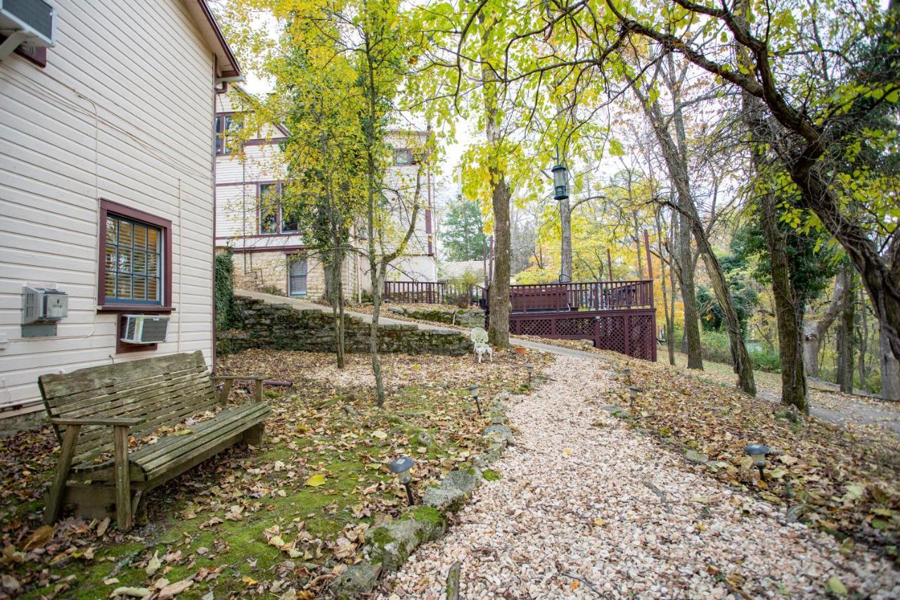 5 Ojo Inn Bed And Breakfast Юрика Спрингс Экстерьер фото