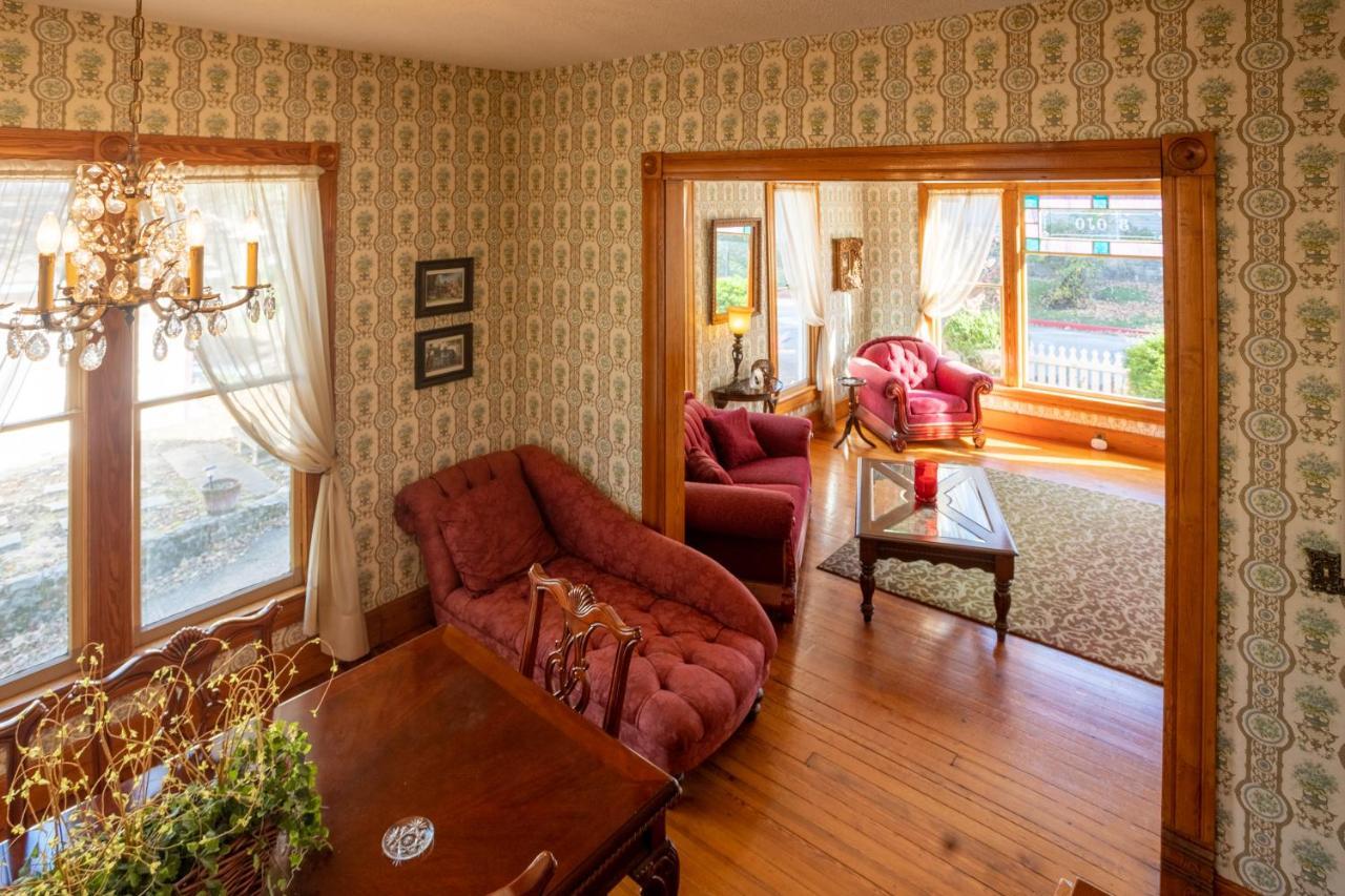 5 Ojo Inn Bed And Breakfast Юрика Спрингс Экстерьер фото